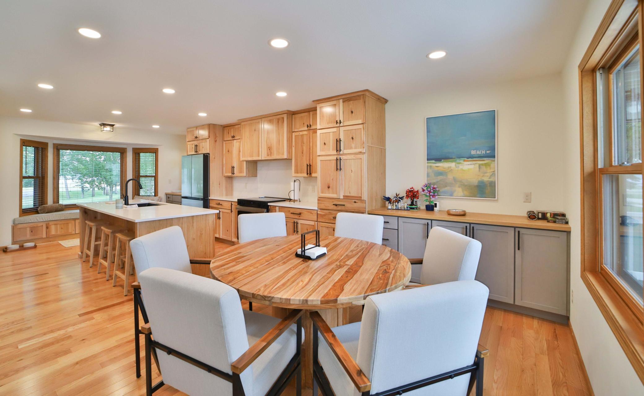 1989 single family home for sale at 13541 Maplewood Drive in Baxter, MN — 3 bed, 4 bath (photo 6 of 56)