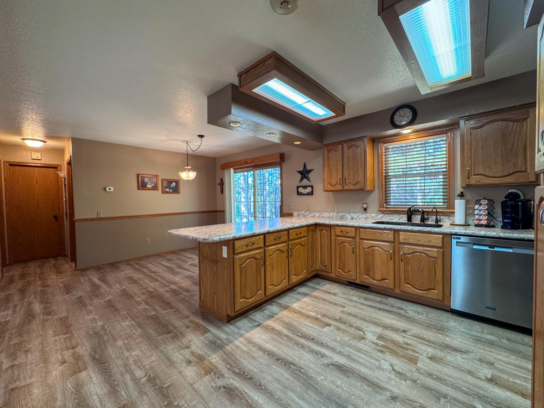 2002 single family home for sale at 7775 Cardinal Road NW in Bemidji, MN — 3 bed, 2 bath (photo 12 of 35)