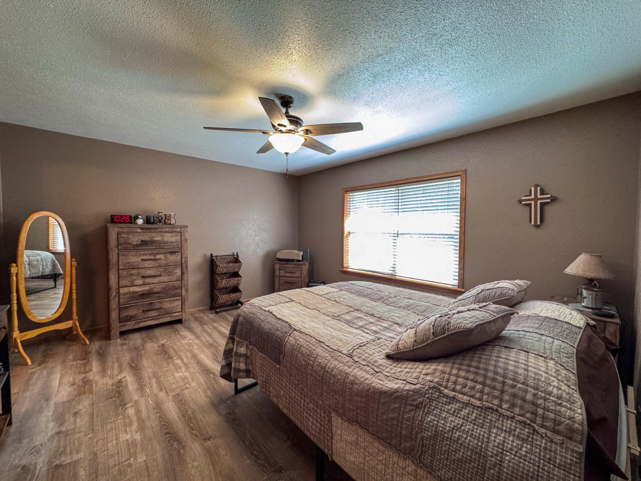 2002 single family home for sale at 7775 Cardinal Road NW in Bemidji, MN — 3 bed, 2 bath (photo 22 of 35)