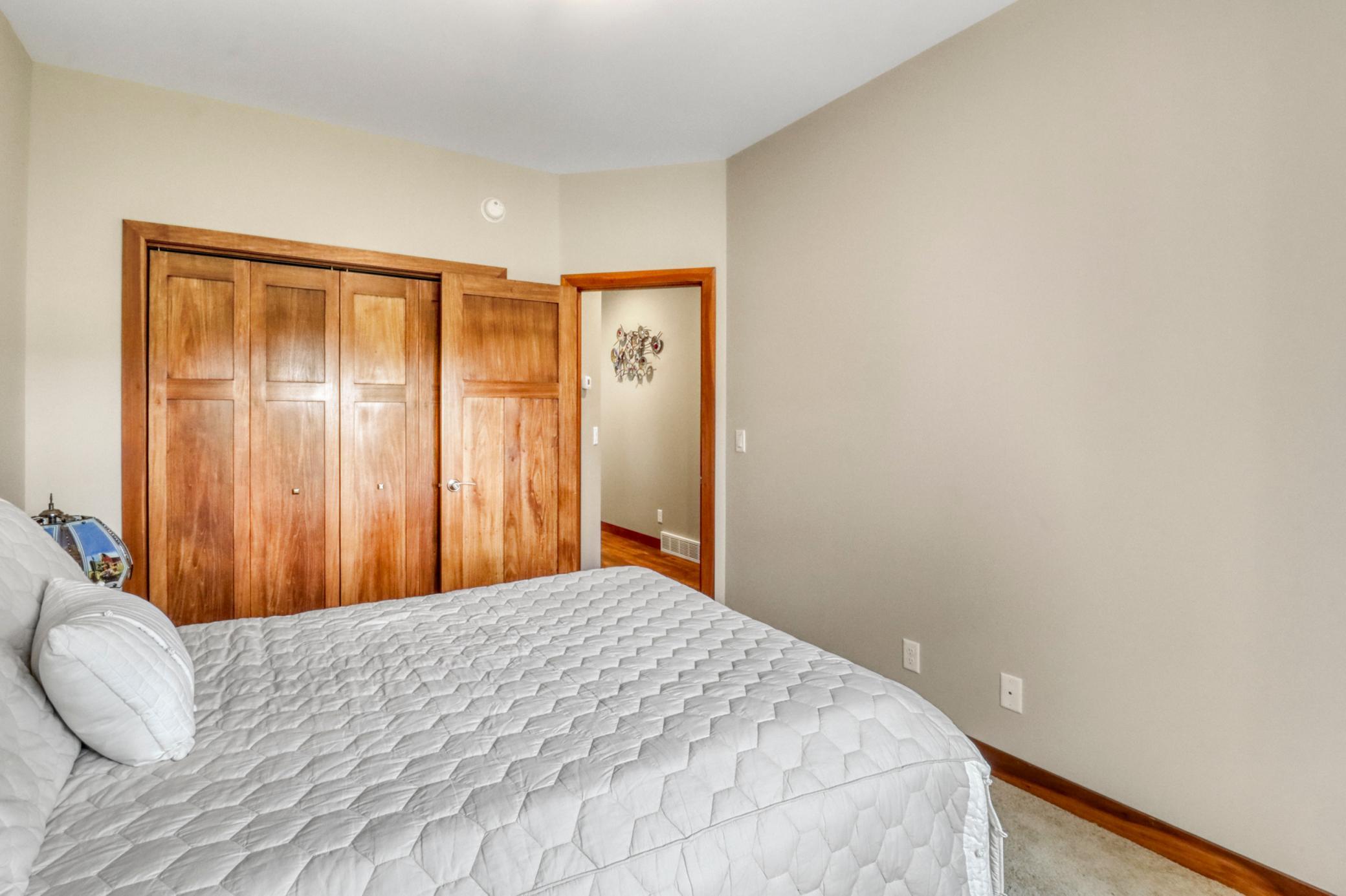 2015 single family home for sale at 408 Garfield Lane in Lake Park, MN — 3 bed, 3 bath (photo 14 of 38)