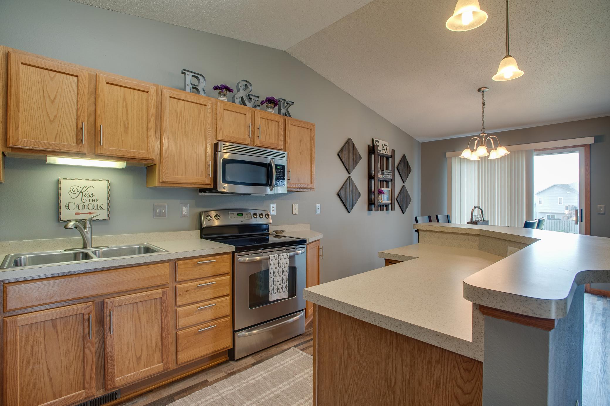 1901 41st Avenue S, Moorhead MN 56560 - Photo 11 of 34