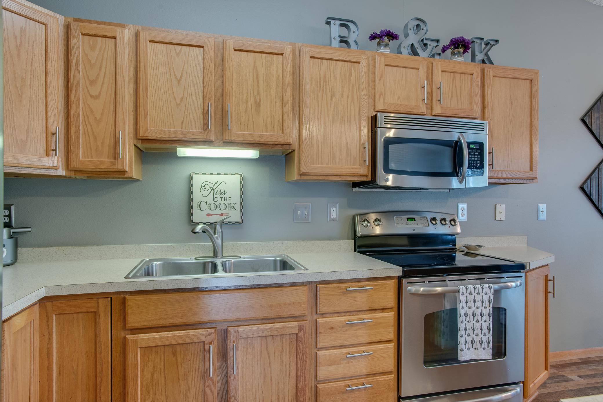 1901 41st Avenue S, Moorhead MN 56560 - Photo 12 of 34