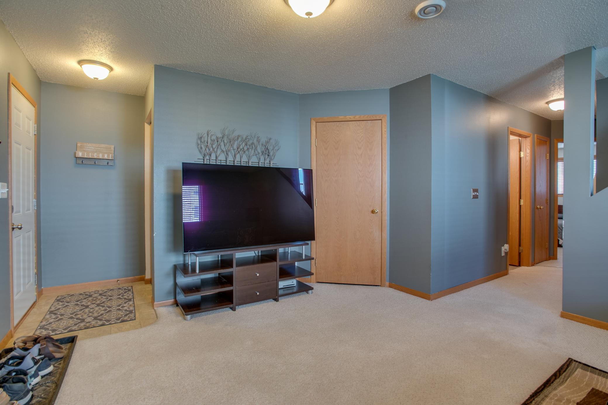 1901 41st Avenue S, Moorhead MN 56560 - Photo 23 of 34
