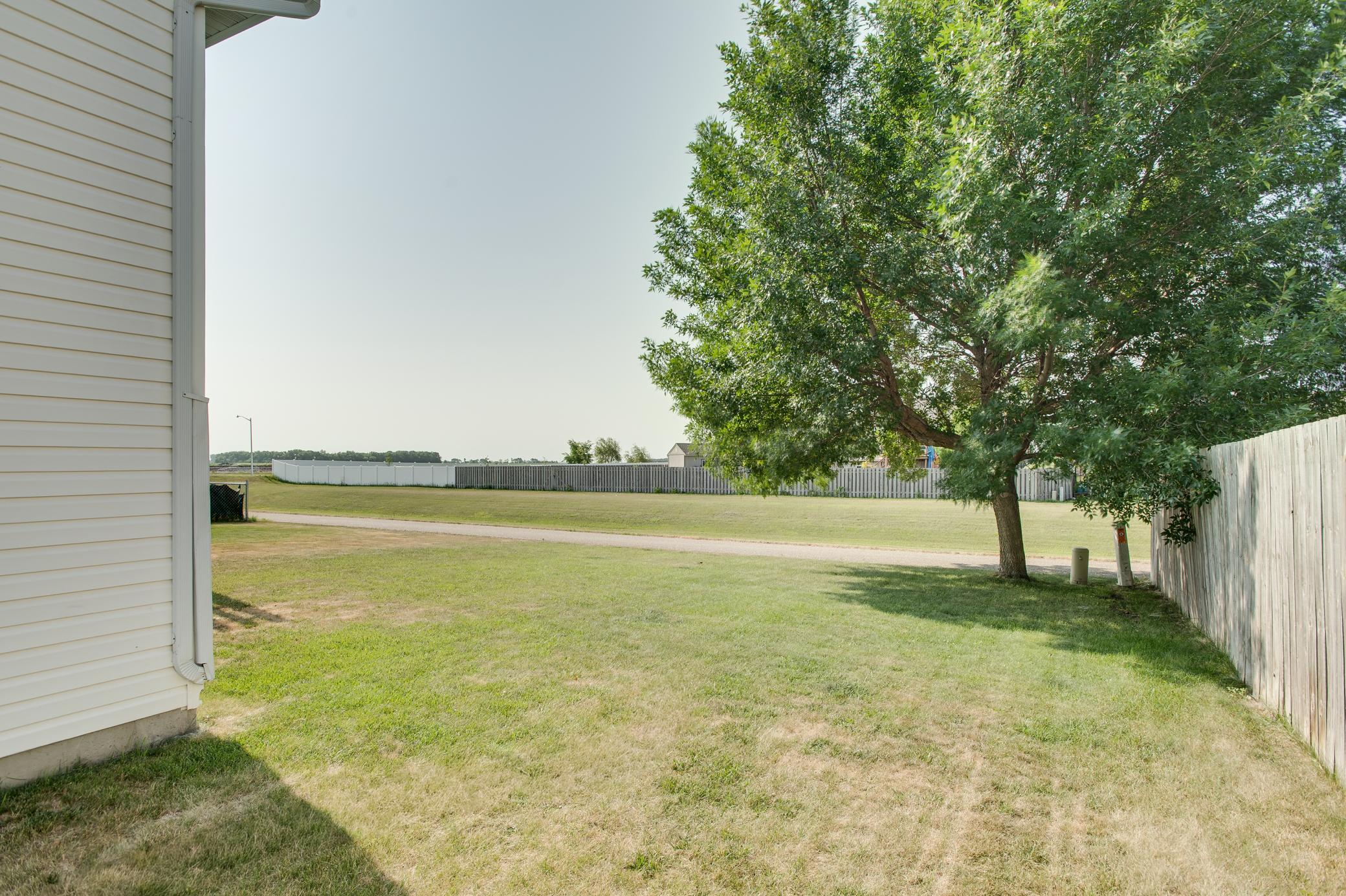 1901 41st Avenue S, Moorhead MN 56560 - Photo 31 of 34