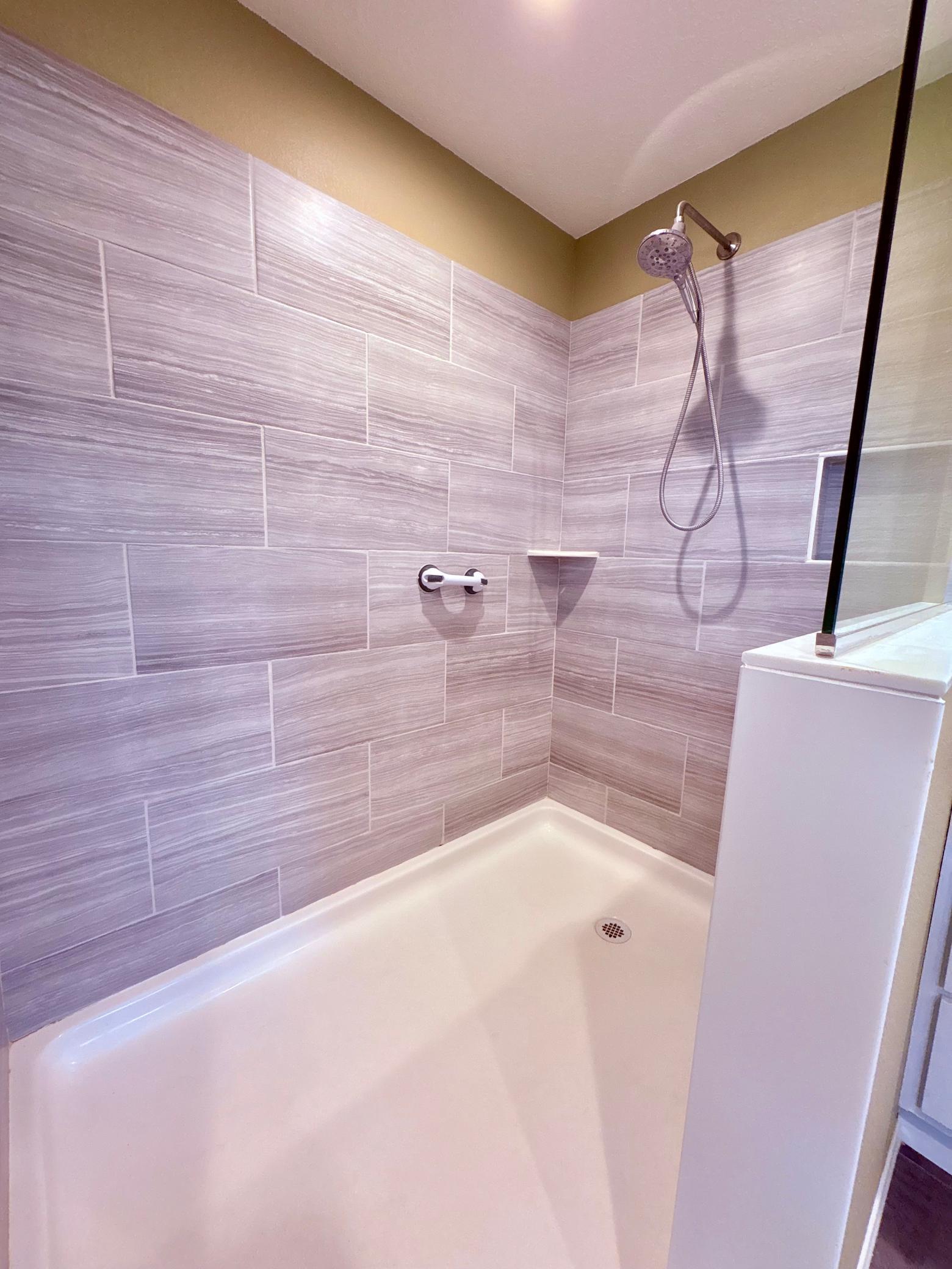 2022 single family home for sale at 6483 Walleye Lane NW in Williams, MN — 4 bed, 3 bath (photo 20 of 51)