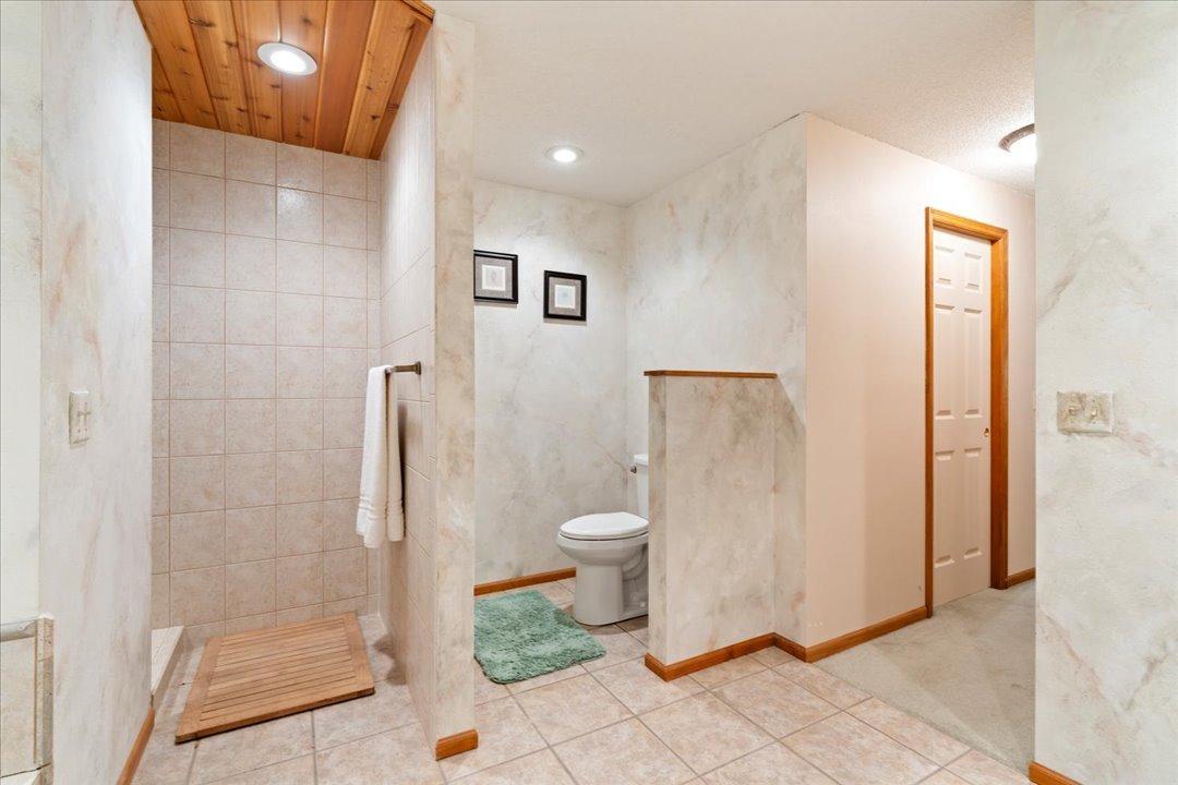 1999 single family home for sale at 49760 202nd Place in McGregor, MN — 4 bed, 4 bath (photo 22 of 70)