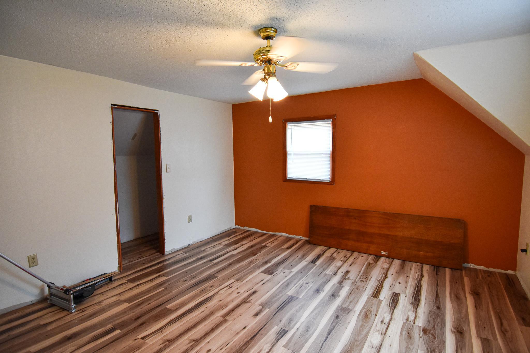 1900 single family home for sale at 661 N Central Street in Warren, MN — 3 bed, 1 bath (photo 22 of 39)