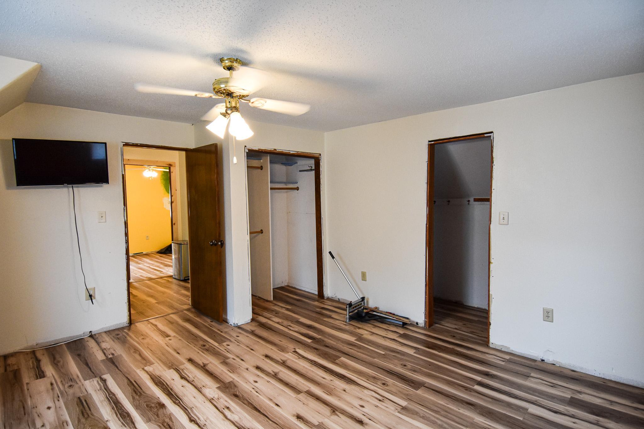 1900 single family home for sale at 661 N Central Street in Warren, MN — 3 bed, 1 bath (photo 23 of 39)