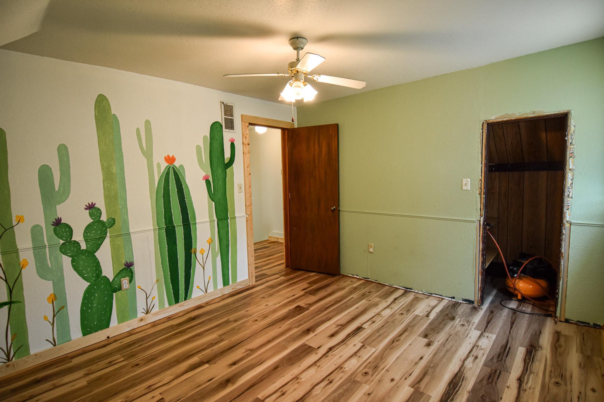 1900 single family home for sale at 661 N Central Street in Warren, MN — 3 bed, 1 bath (photo 24 of 39)