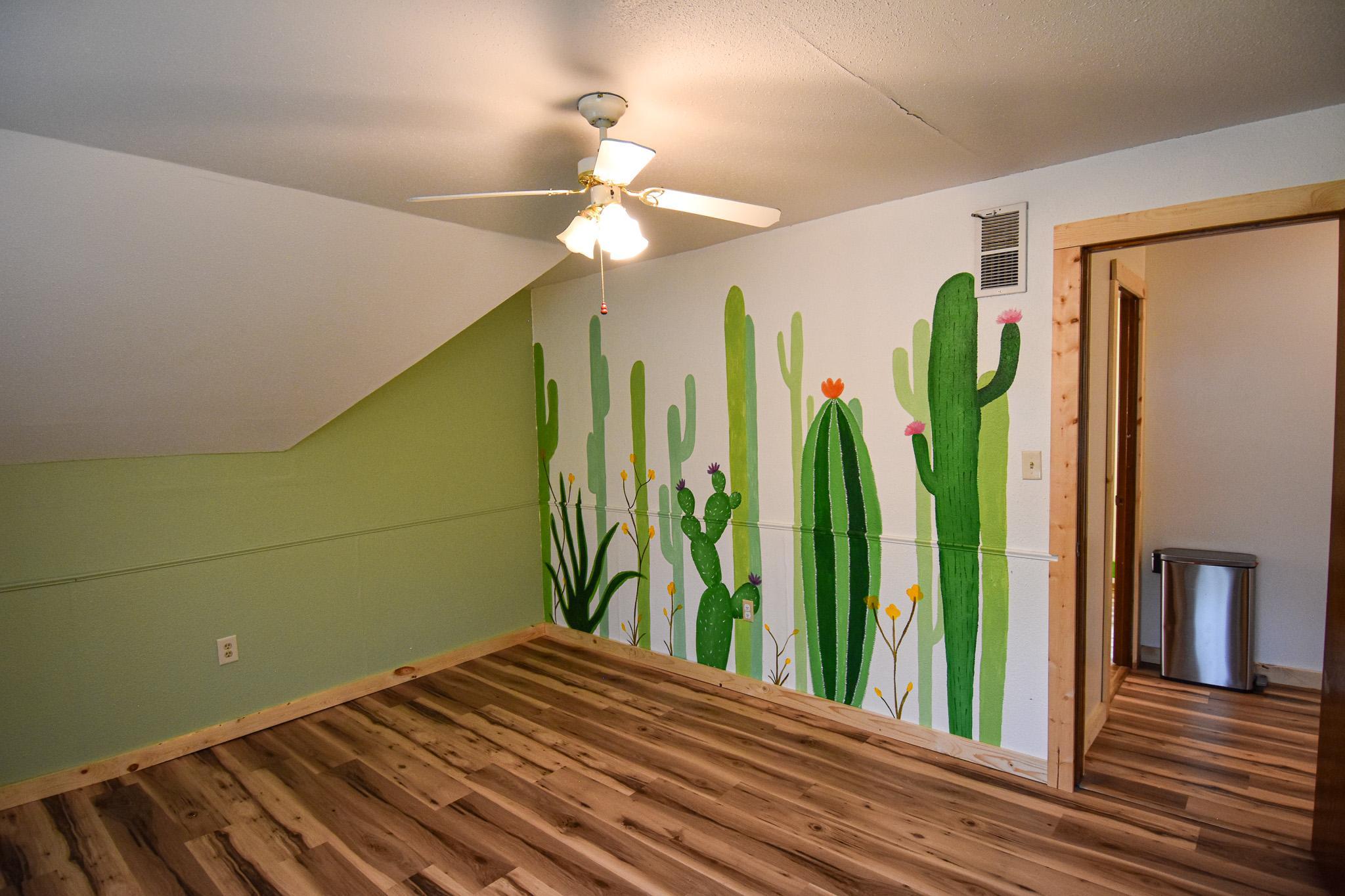 1900 single family home for sale at 661 N Central Street in Warren, MN — 3 bed, 1 bath (photo 25 of 39)
