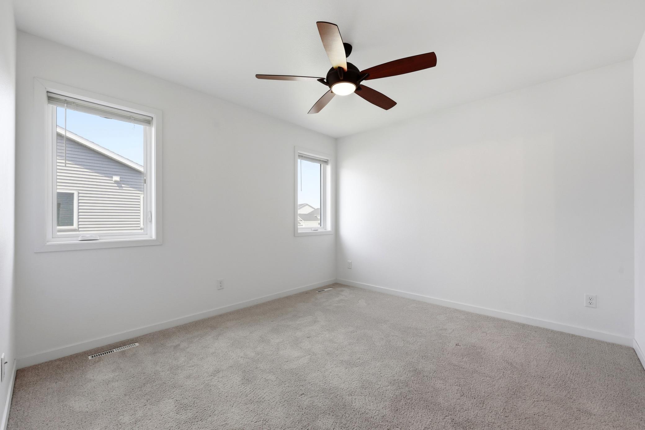 303B Torontos Court, Hillsboro ND 58045 - Photo 10 of 22