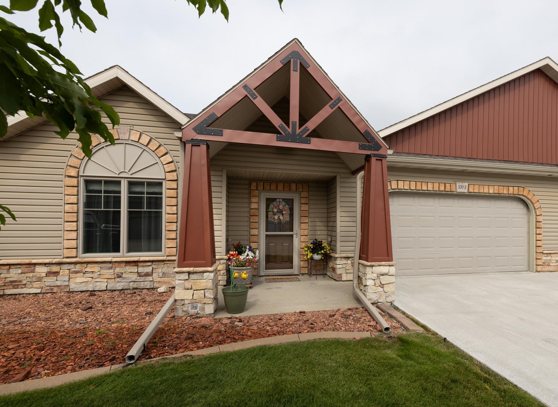 520 19th Avenue W, Unit B, West Fargo ND 58078 - Photo 2 of 31
