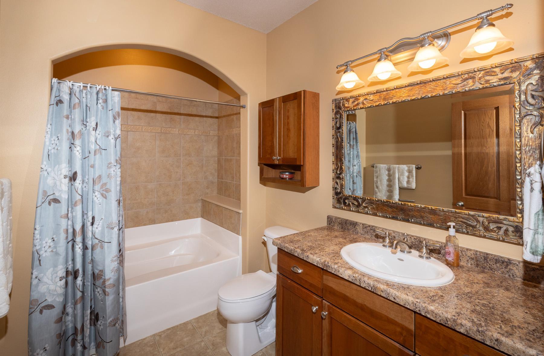 520 19th Avenue W, Unit B, West Fargo ND 58078 - Photo 8 of 31