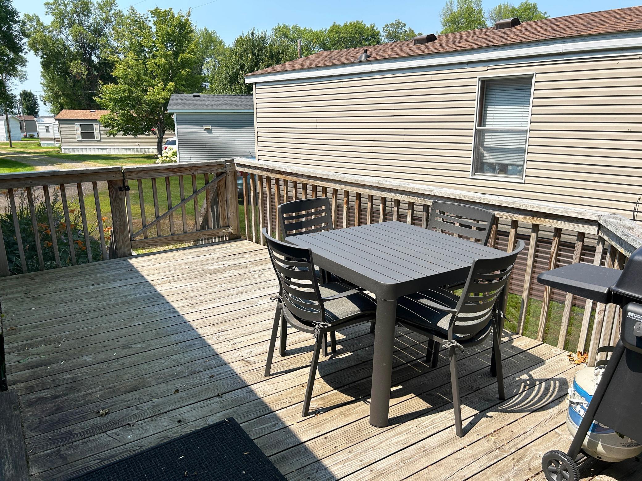1993 single family home for sale at 20429 326th Avenue, Unit 23 in Isle, MN — 3 bed, 2 bath (photo 3 of 41)