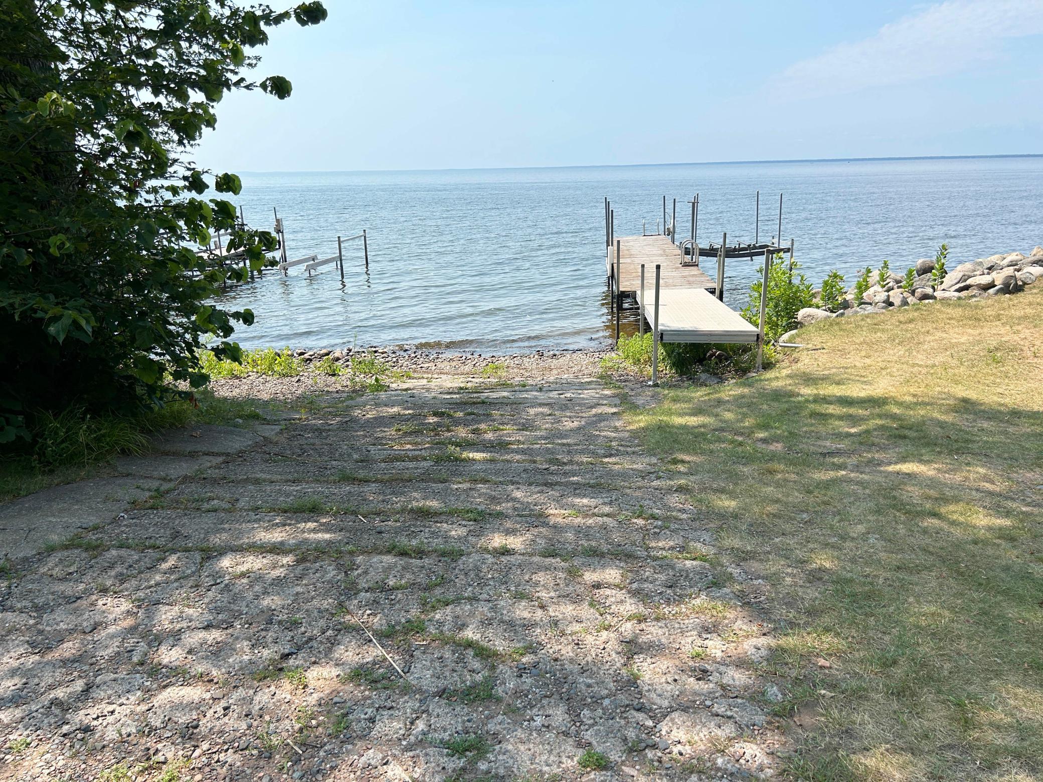 1993 single family home for sale at 20429 326th Avenue, Unit 23 in Isle, MN — 3 bed, 2 bath (photo 35 of 41)