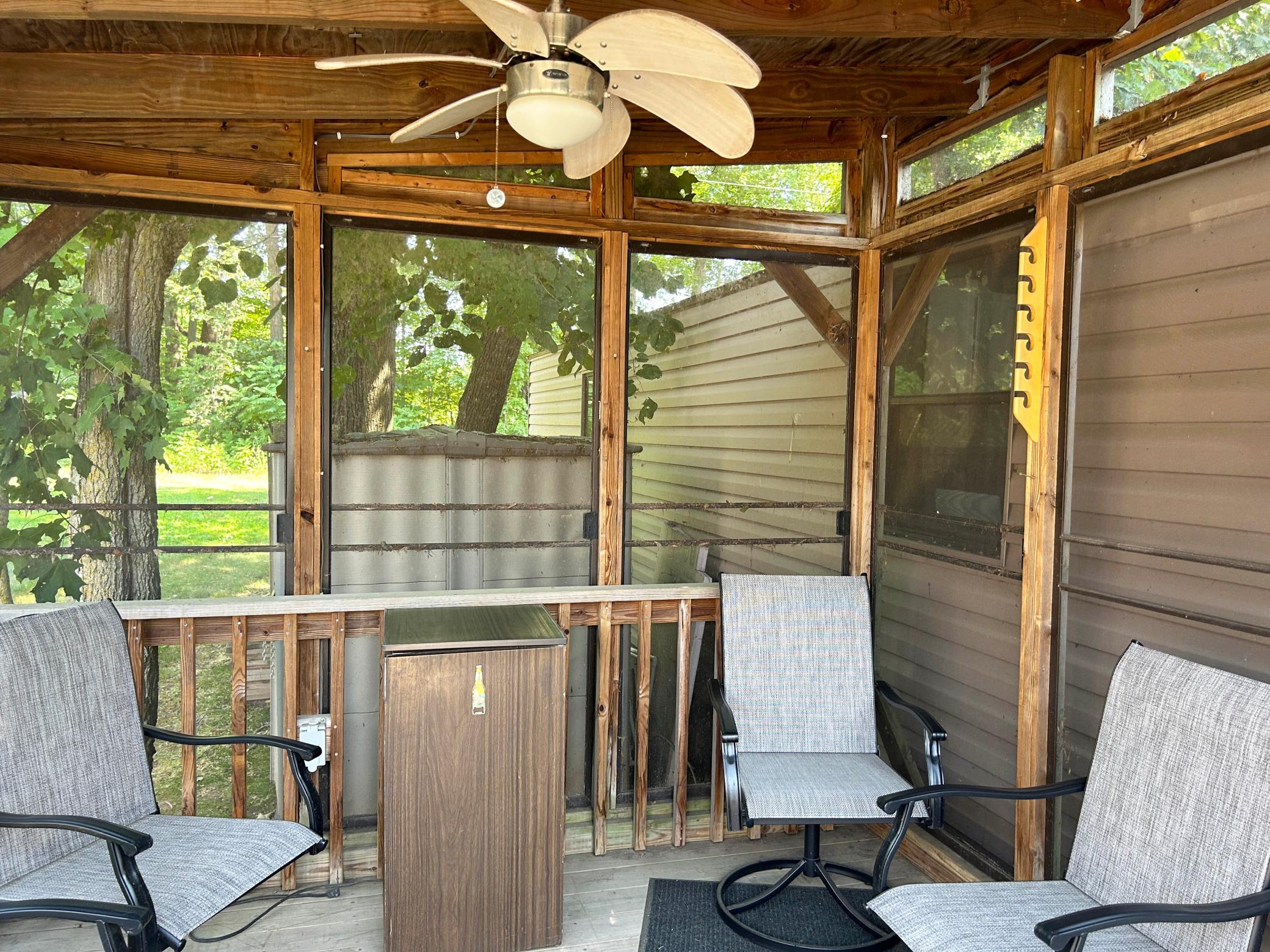 1993 single family home for sale at 20429 326th Avenue, Unit 23 in Isle, MN — 3 bed, 2 bath (photo 5 of 41)