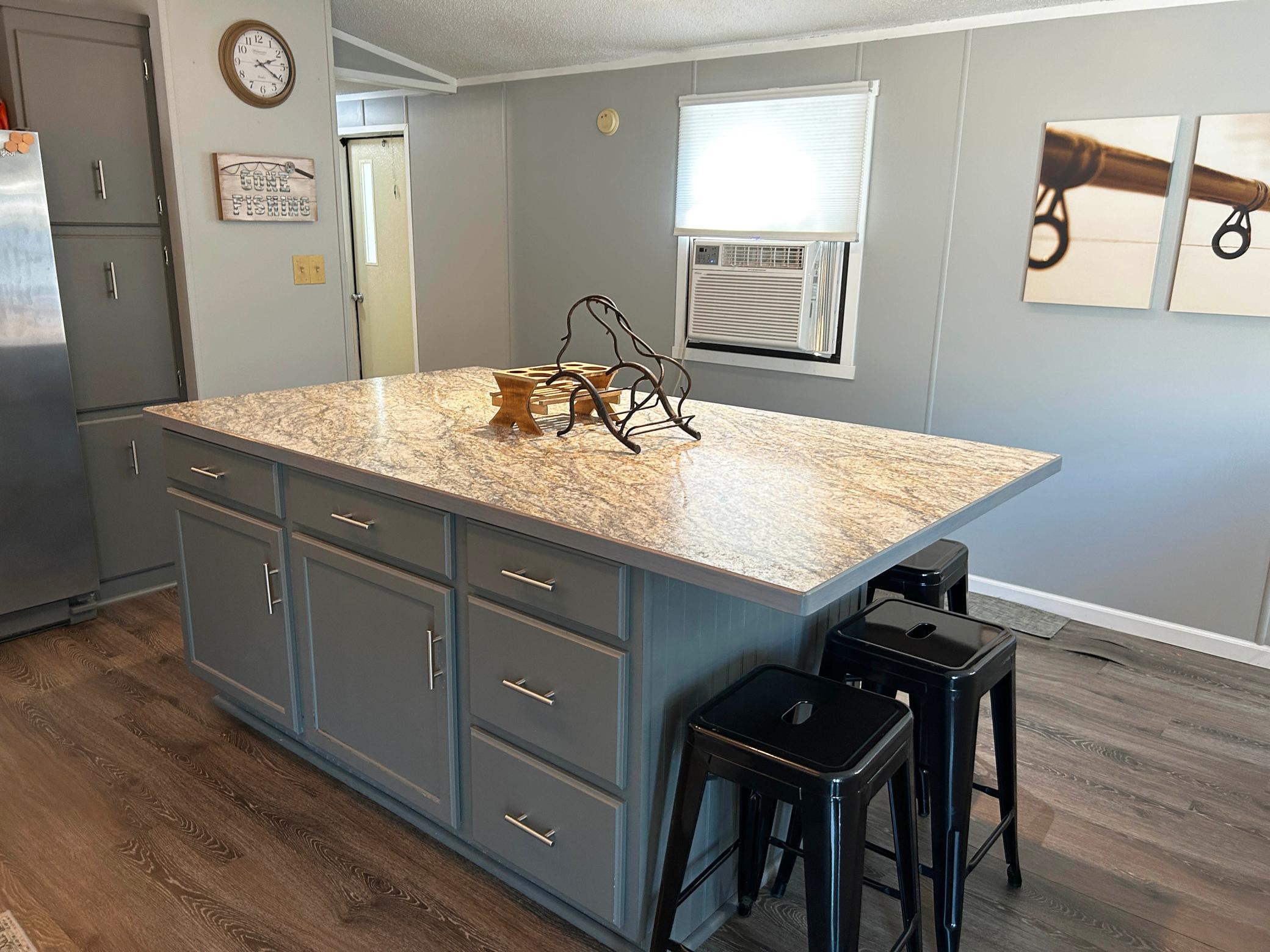1993 single family home for sale at 20429 326th Avenue, Unit 23 in Isle, MN — 3 bed, 2 bath (photo 7 of 41)