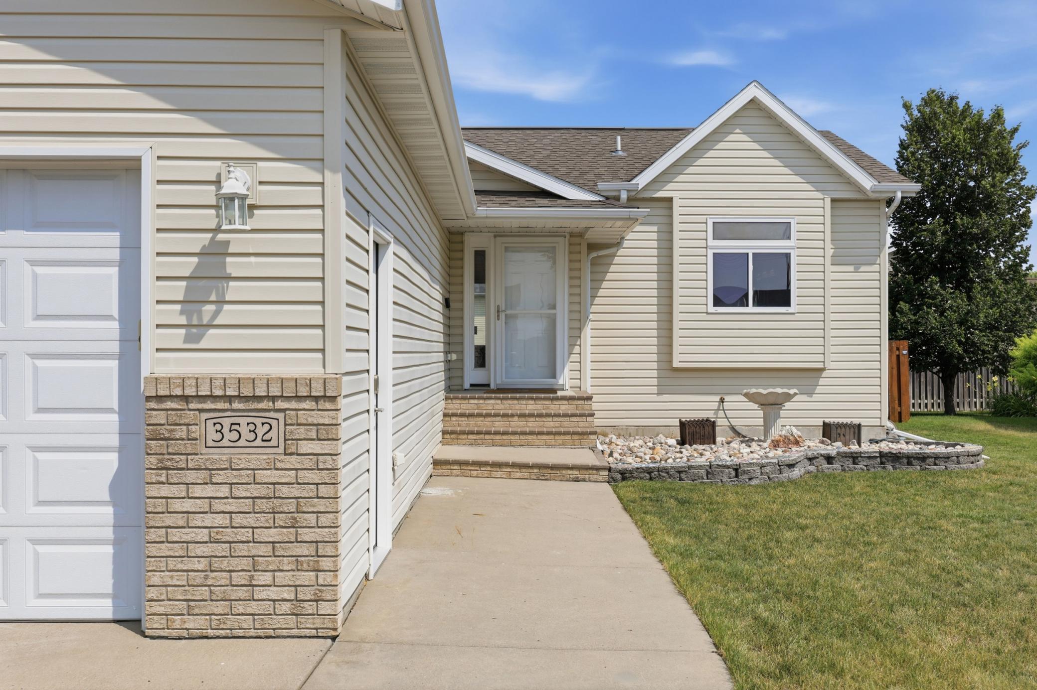 3532 Lincoln Street S, Fargo ND 58104 - Photo 6 of 55