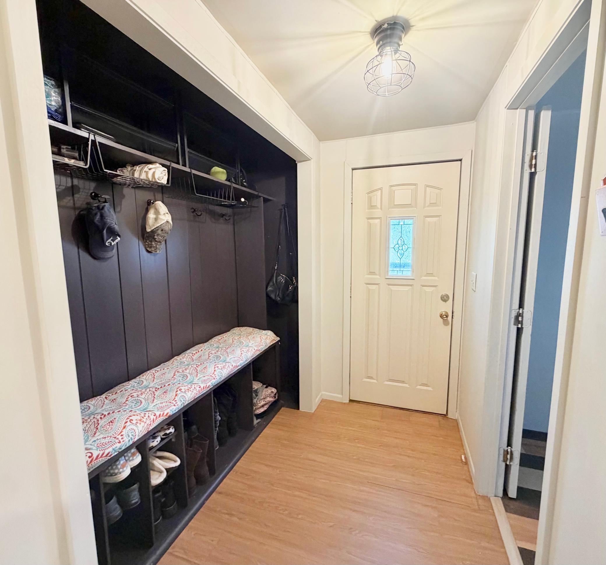 1970 single family home for sale at 205 1st Avenue NE in Brainerd, MN — 3 bed, 2 bath (photo 4 of 32)