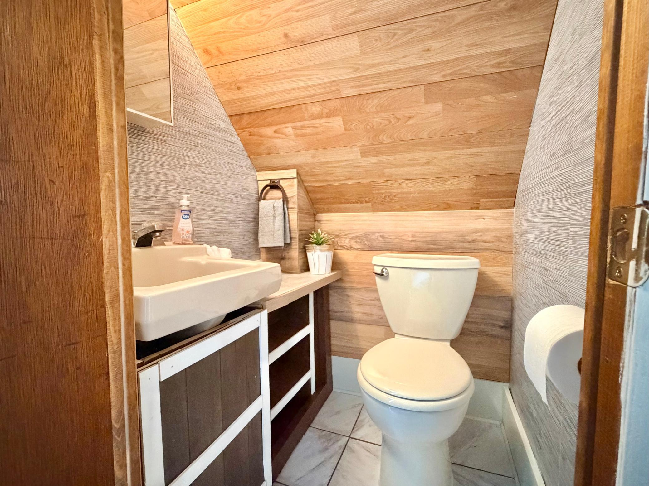 1970 single family home for sale at 205 1st Avenue NE in Brainerd, MN — 3 bed, 2 bath (photo 31 of 32)
