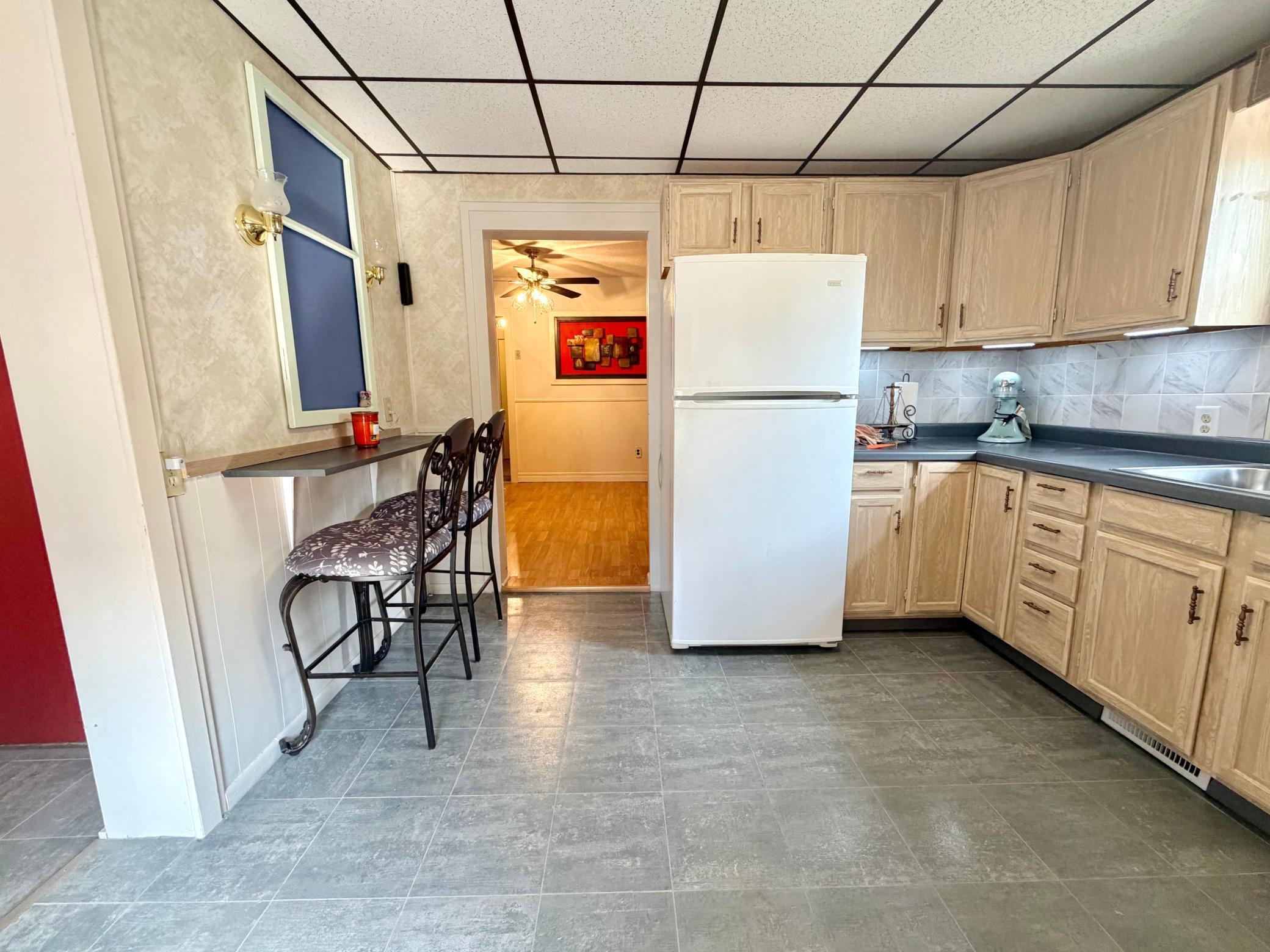 1970 single family home for sale at 205 1st Avenue NE in Brainerd, MN — 3 bed, 2 bath (photo 8 of 32)