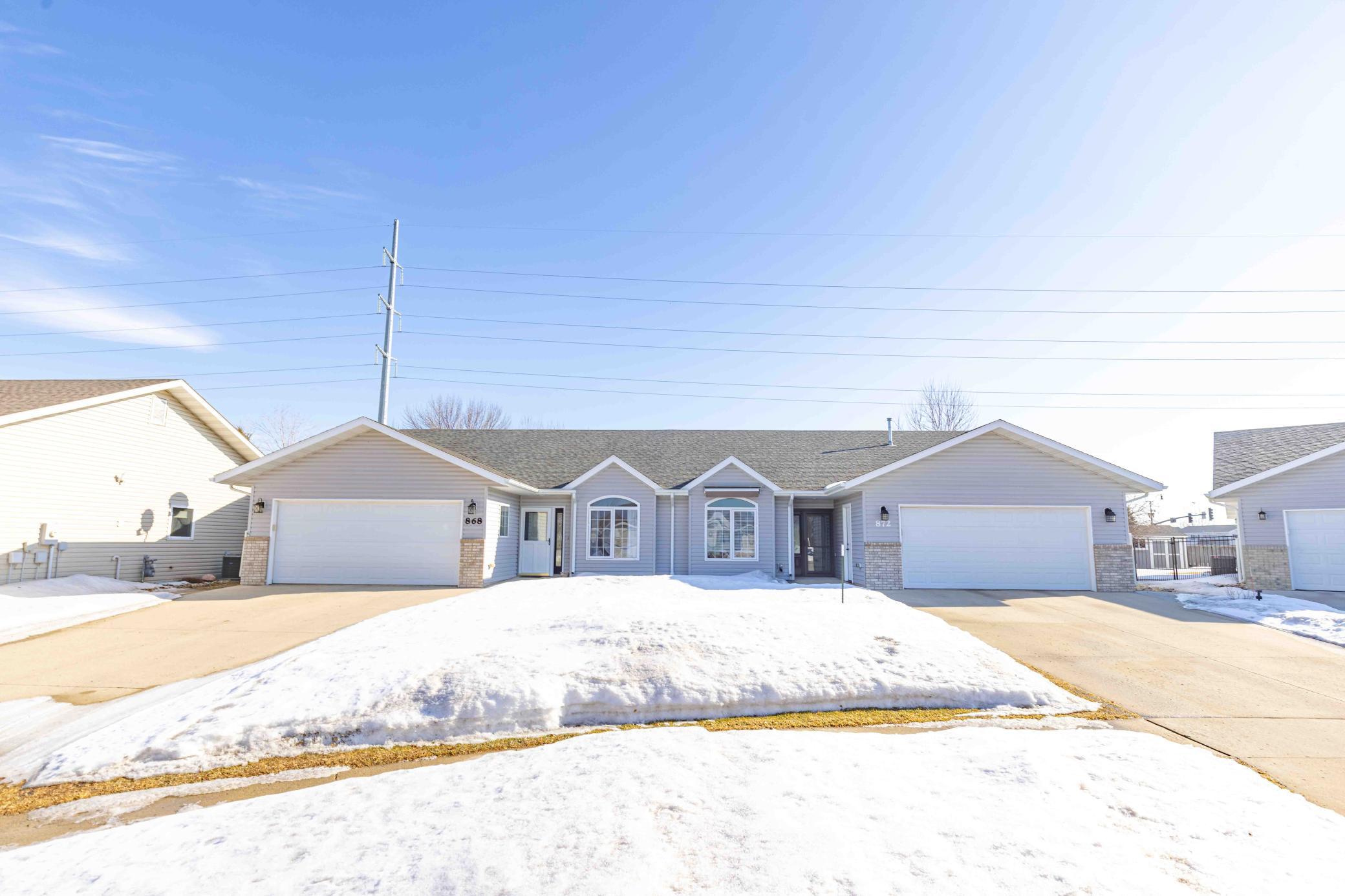 868 Lakeridge Place, West Fargo ND 58078 - Photo 2 of 25