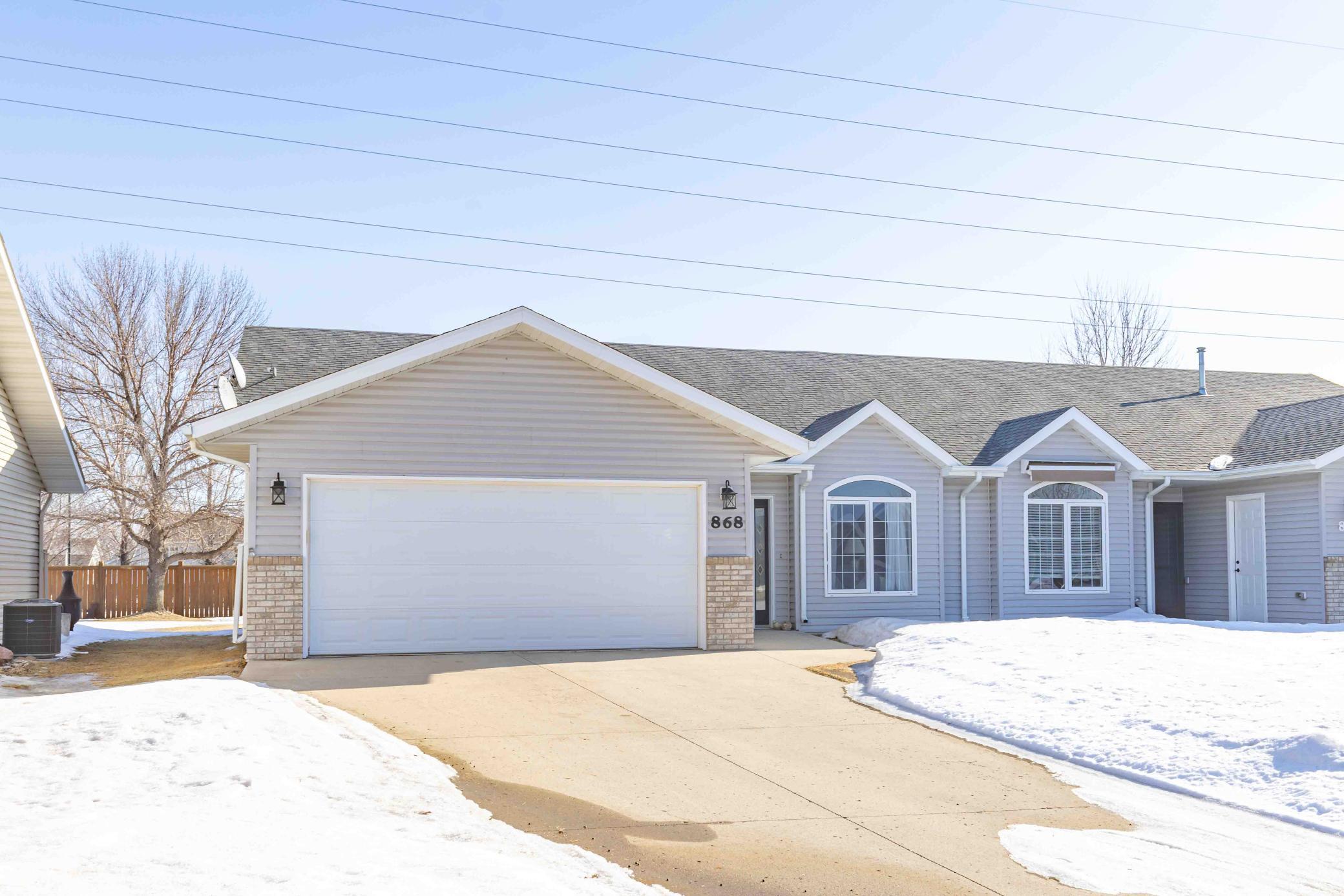 868 Lakeridge Place, West Fargo ND 58078 - Photo 3 of 25