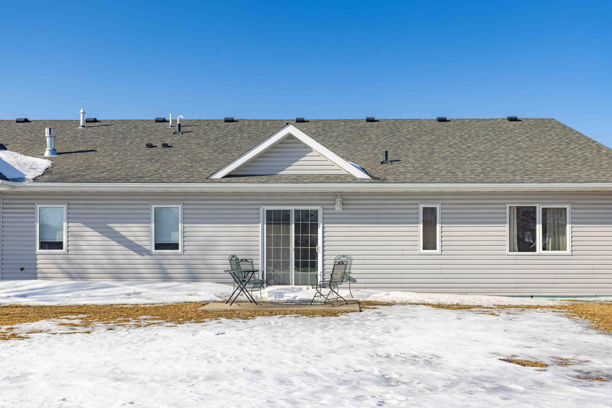 868 Lakeridge Place, West Fargo ND 58078 - Photo 7 of 25