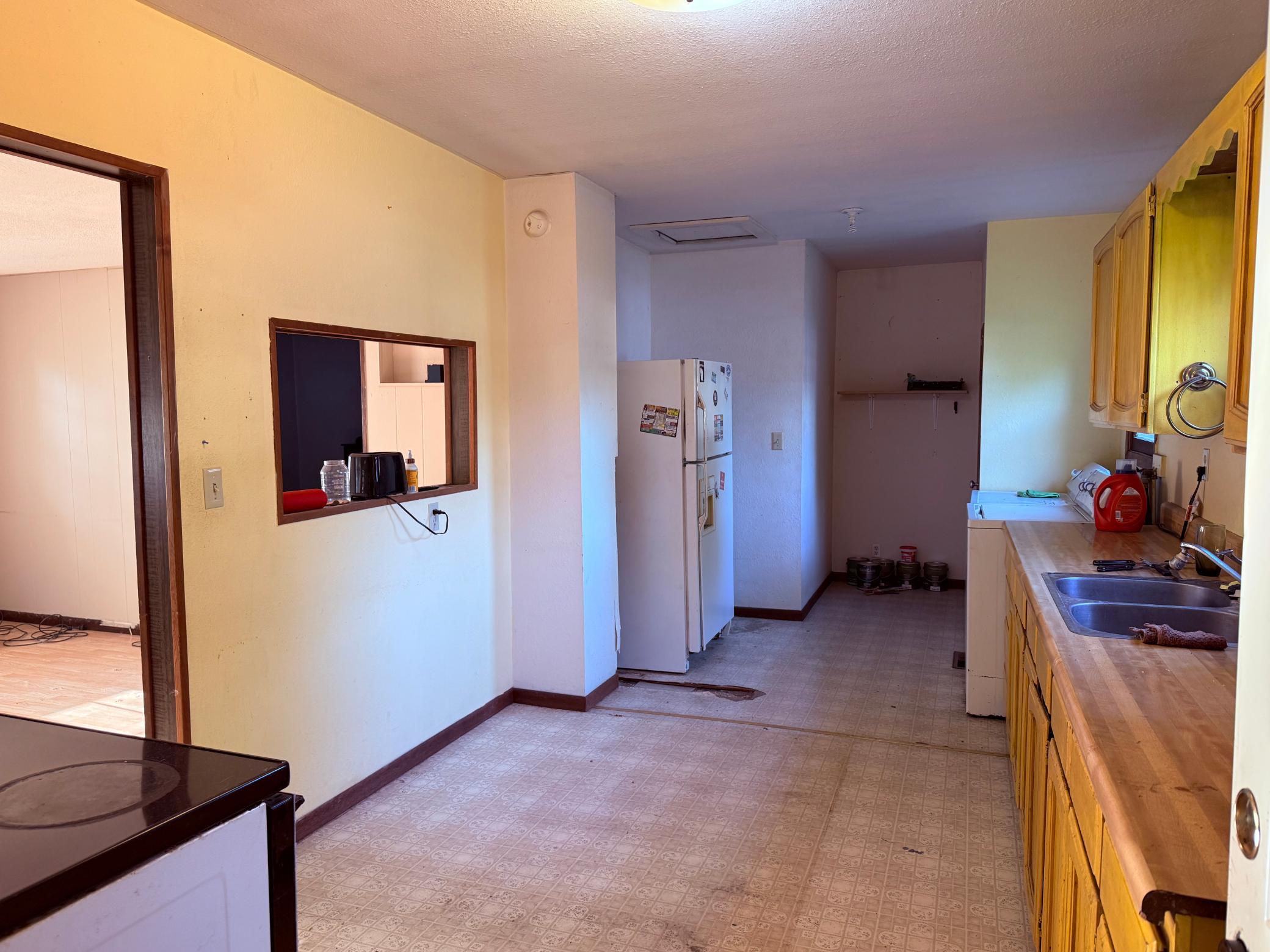 1965 single family home for sale at 106 2nd Street NE in Twin Valley, MN — 1 bed, 1 bath (photo 5 of 13)
