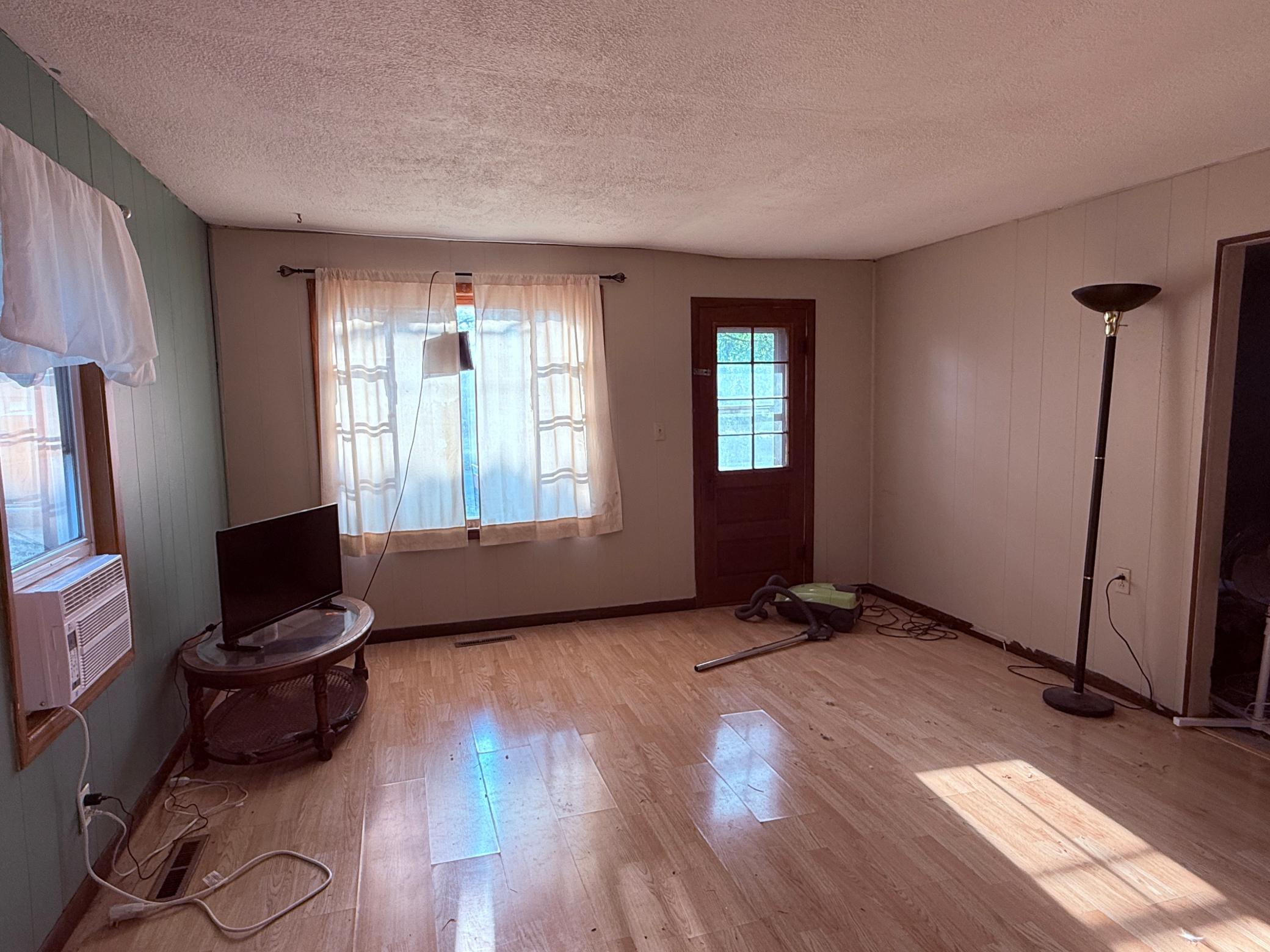 1965 single family home for sale at 106 2nd Street NE in Twin Valley, MN — 1 bed, 1 bath (photo 7 of 13)