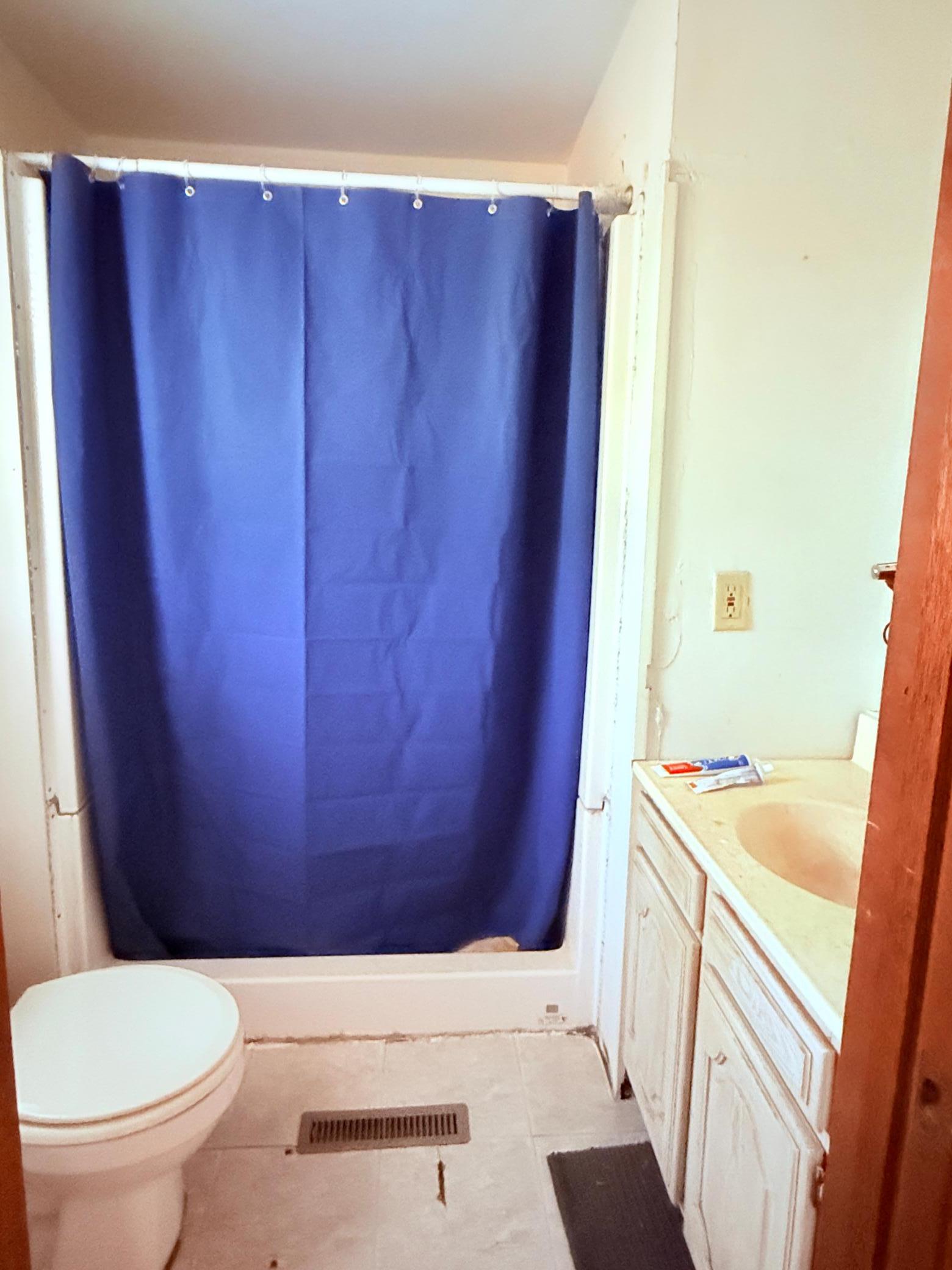 1965 single family home for sale at 106 2nd Street NE in Twin Valley, MN — 1 bed, 1 bath (photo 9 of 13)
