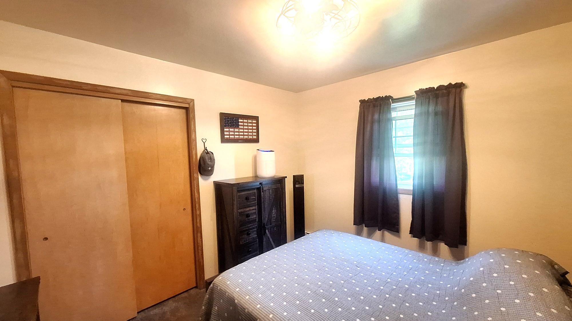 1957 single family home for sale at 1201 Mountain Avenue in Walhalla, ND — 3 bed, 1 bath (photo 11 of 15)