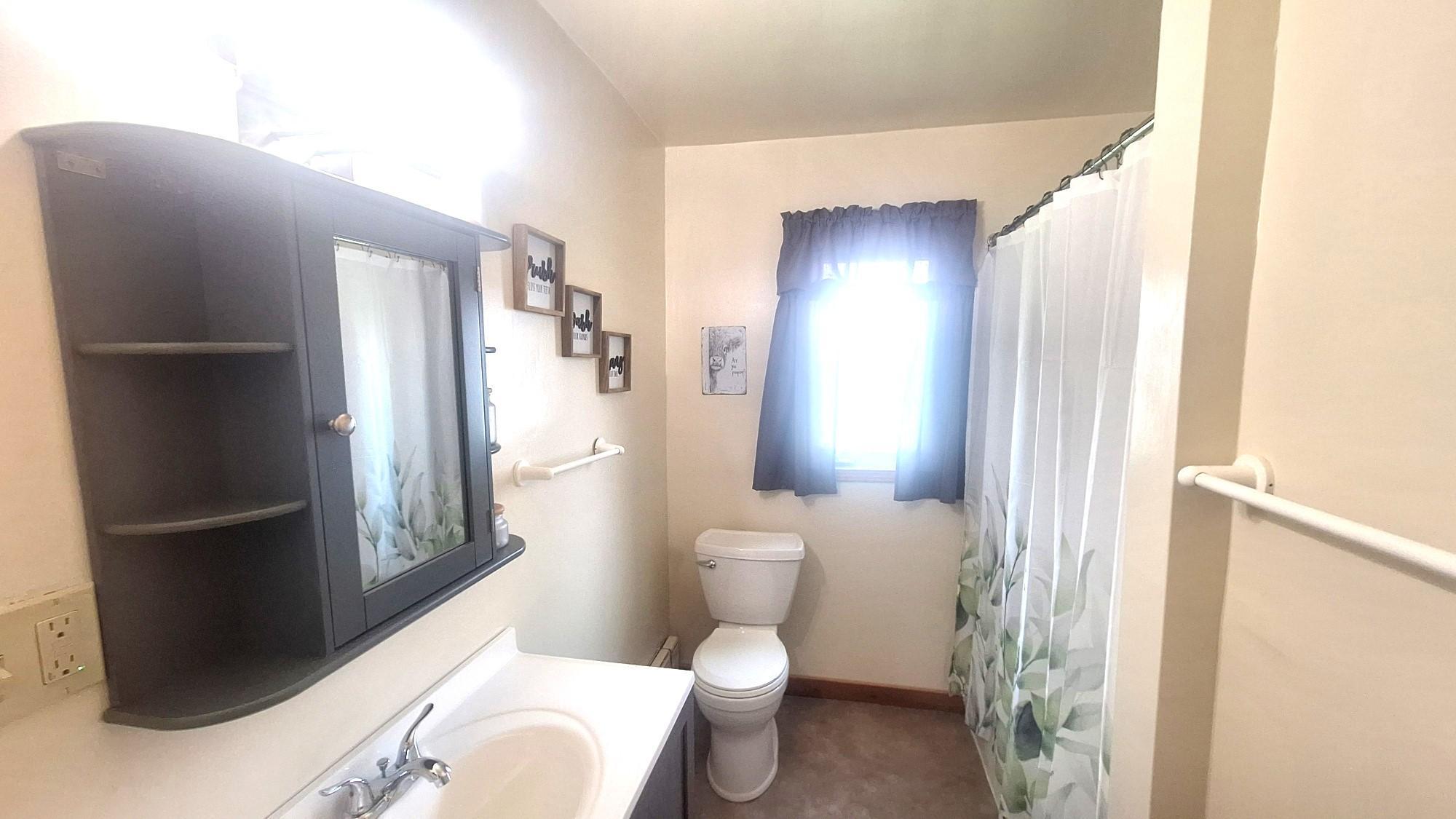 1957 single family home for sale at 1201 Mountain Avenue in Walhalla, ND — 3 bed, 1 bath (photo 9 of 15)