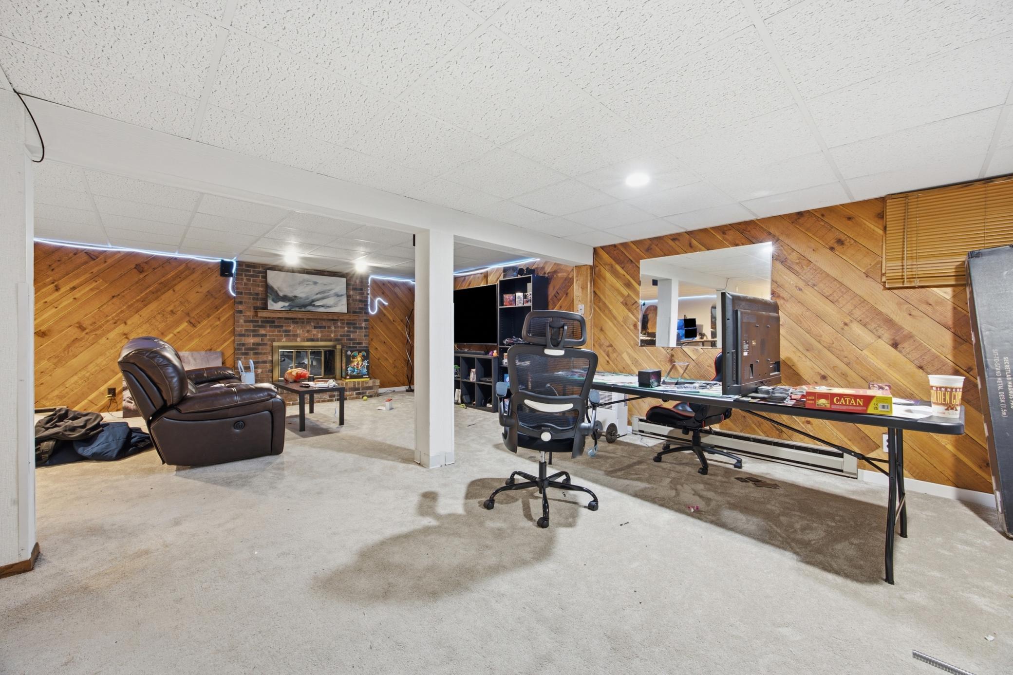 306 37th Avenue S, Moorhead MN 56560 - Photo 20 of 37
