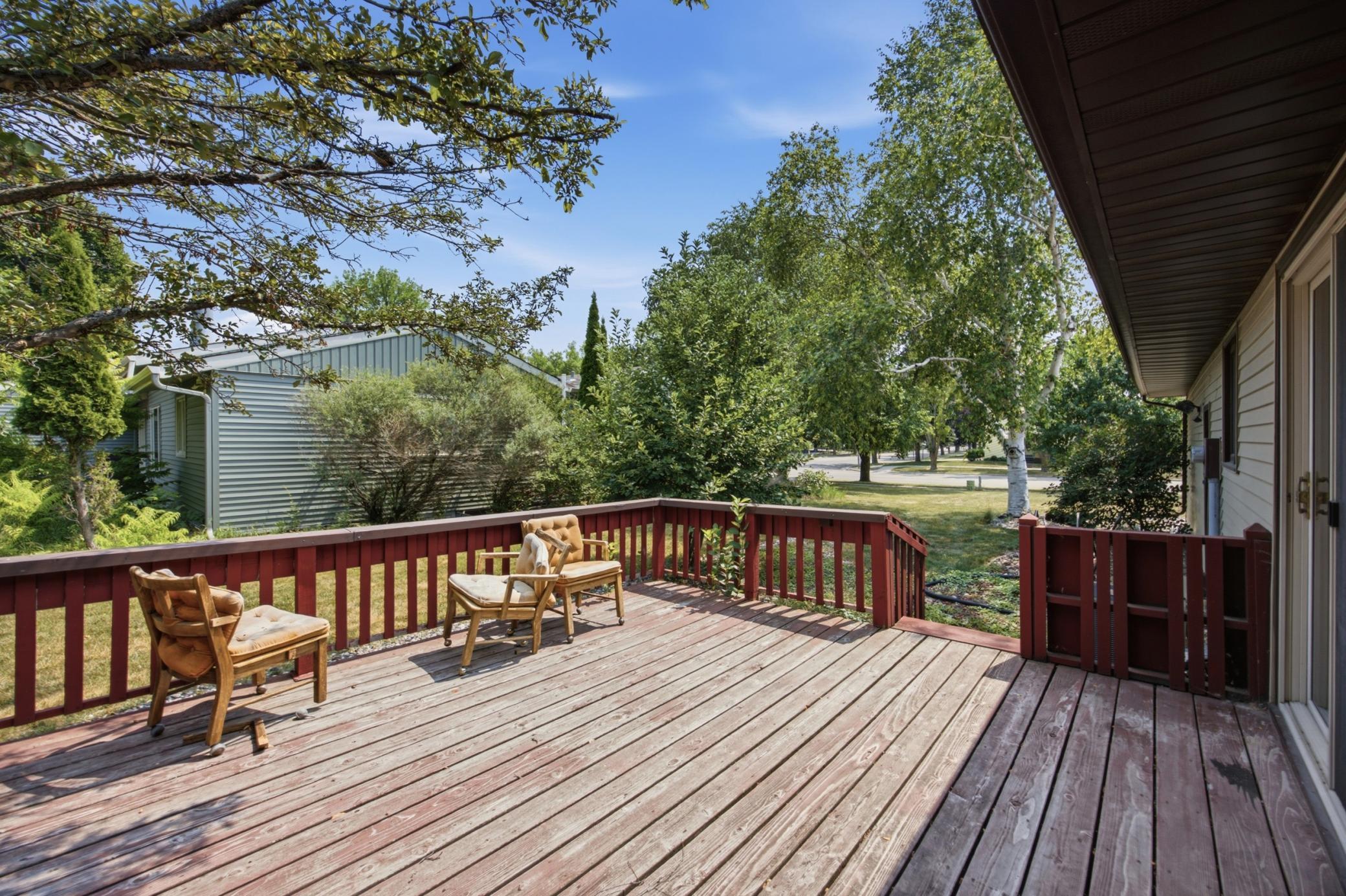 306 37th Avenue S, Moorhead MN 56560 - Photo 23 of 37