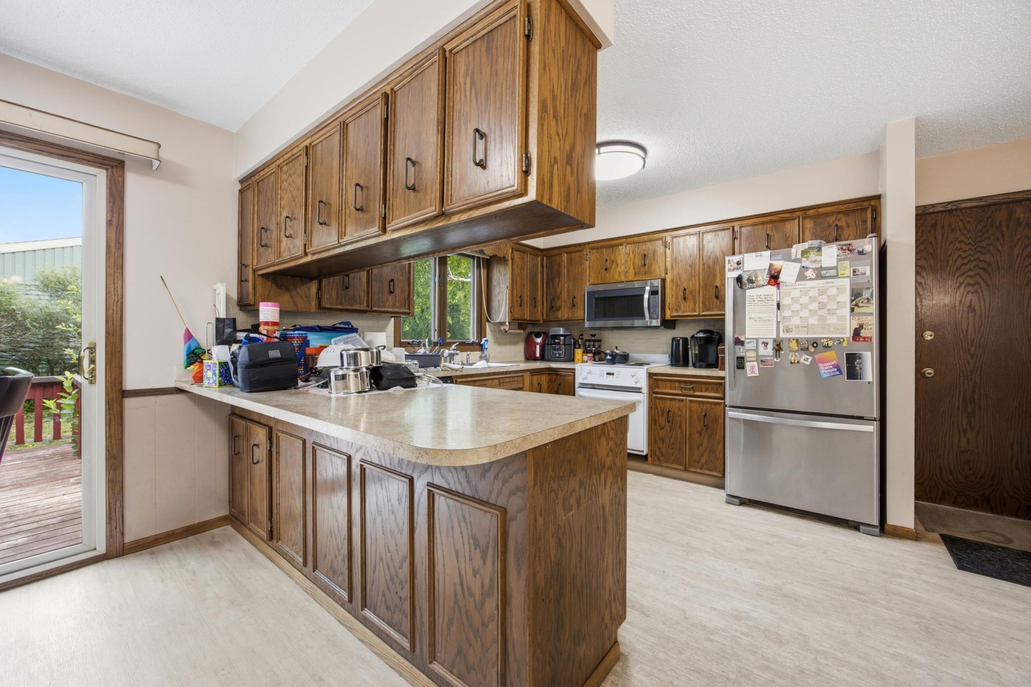 306 37th Avenue S, Moorhead MN 56560 - Photo 8 of 37