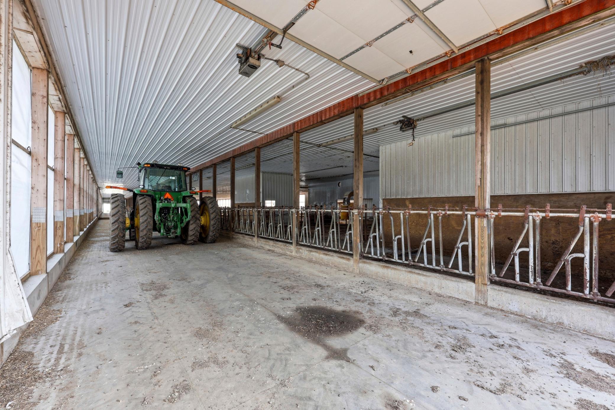 1895 single family home for sale at TBD County Highway 8 in Perham, MN — 4 bed, 1 bath (photo 20 of 50)