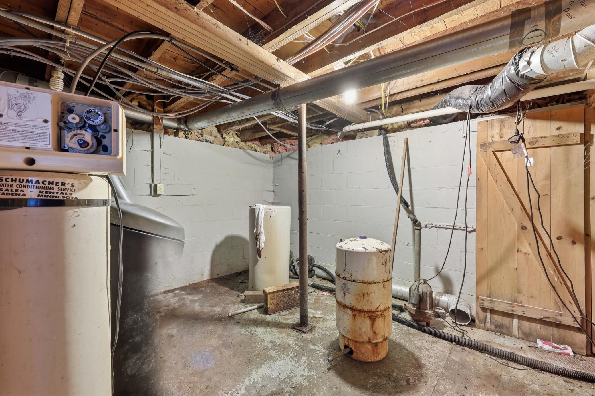 1895 single family home for sale at TBD County Highway 8 in Perham, MN — 4 bed, 1 bath (photo 32 of 50)