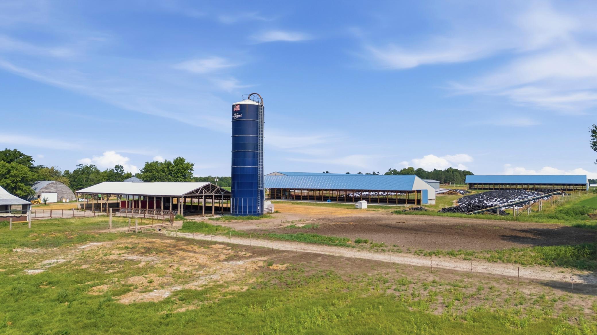 1895 single family home for sale at TBD County Highway 8 in Perham, MN — 4 bed, 1 bath (photo 7 of 50)