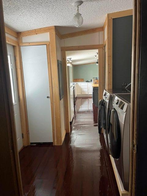 2001 single family home for sale at 207 Lakin Avenue SW in Kelliher, MN — 3 bed, 2 bath (photo 13 of 17)