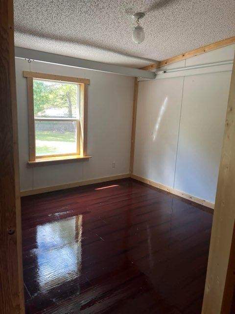 2001 single family home for sale at 207 Lakin Avenue SW in Kelliher, MN — 3 bed, 2 bath (photo 15 of 17)