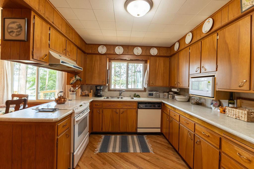 17672 Crooked Pine Drive, Park Rapids MN 56470 - Photo 4 of 35