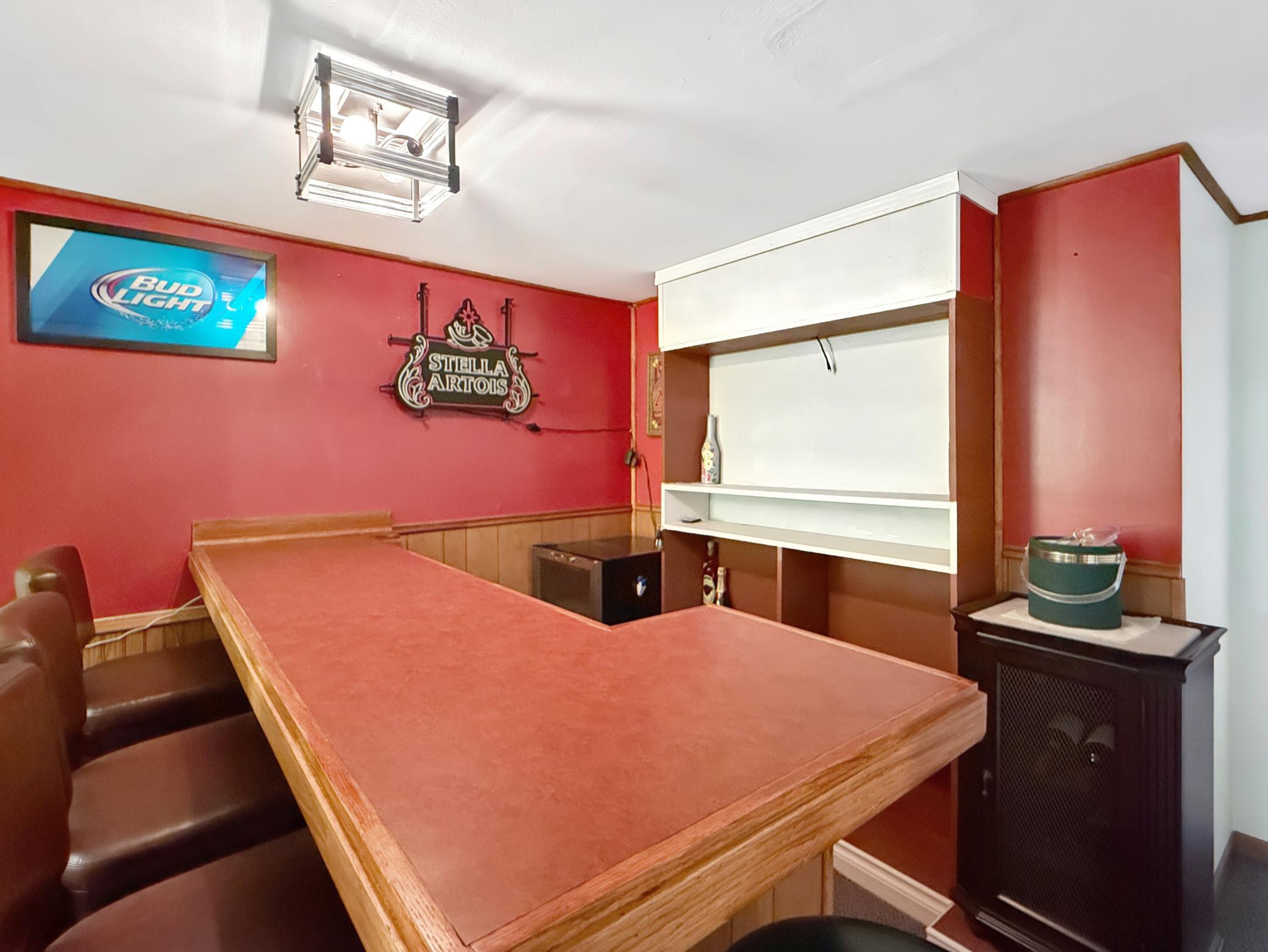 1970 single family home for sale at 113 Circle Drive in Thief River Falls, MN — 4 bed, 3 bath (photo 25 of 45)