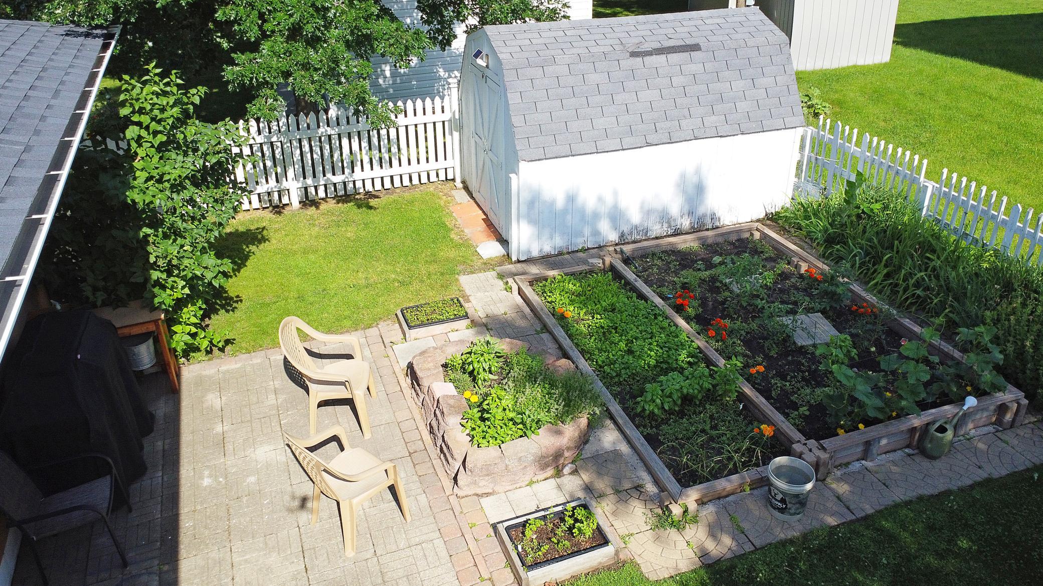 1970 single family home for sale at 113 Circle Drive in Thief River Falls, MN — 4 bed, 3 bath (photo 36 of 45)