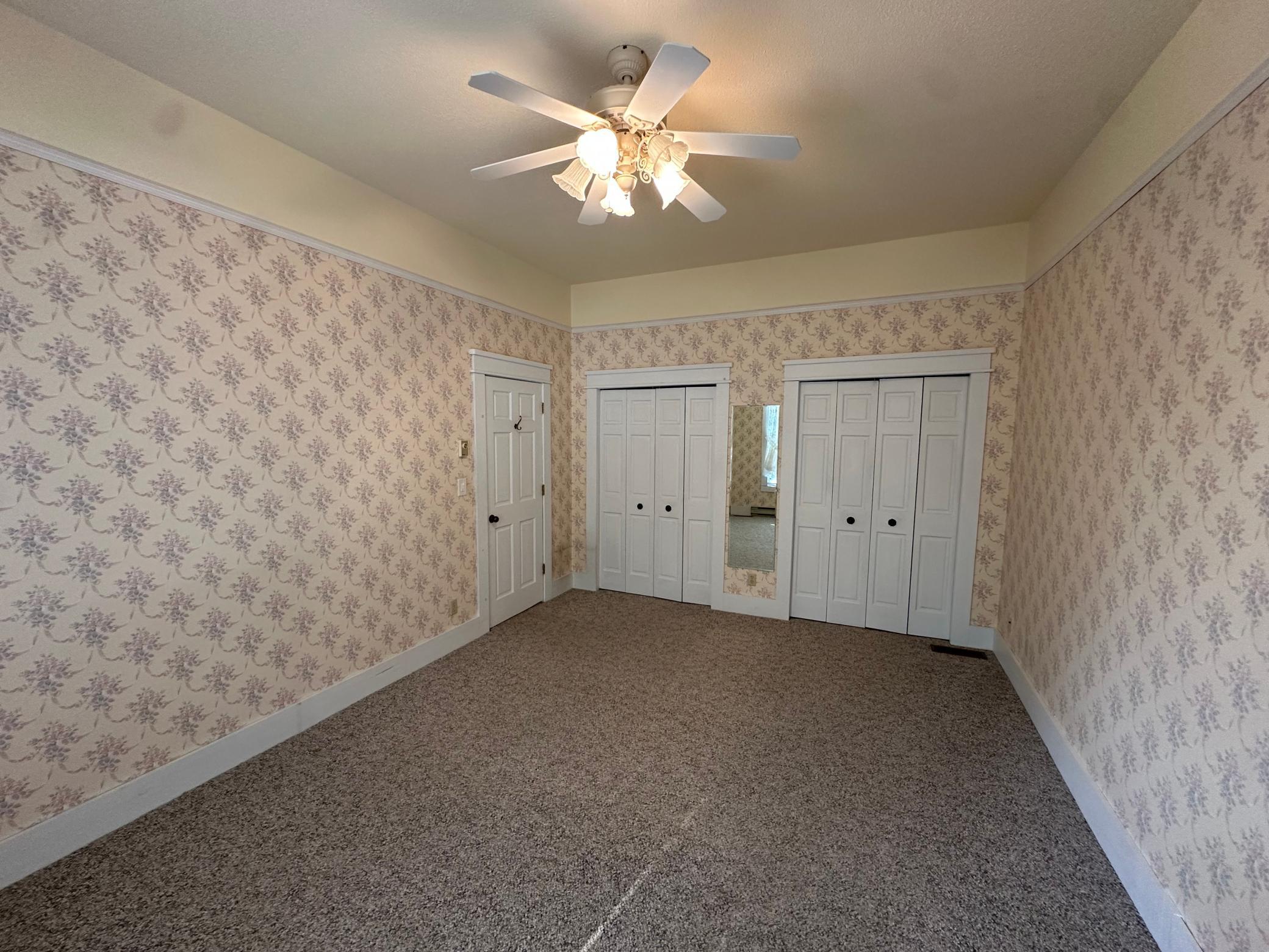 1990 single family home for sale at 701 3rd Avenue NE in Roseau, MN — 3 bed, 3 bath (photo 15 of 23)
