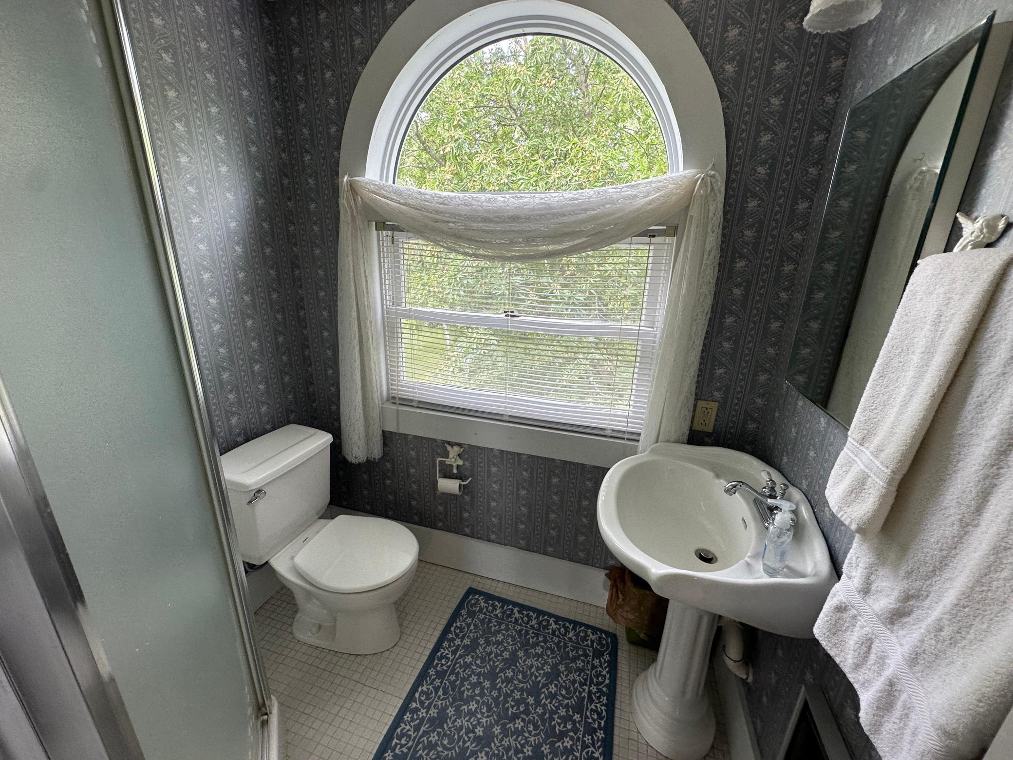 1990 single family home for sale at 701 3rd Avenue NE in Roseau, MN — 3 bed, 3 bath (photo 23 of 23)