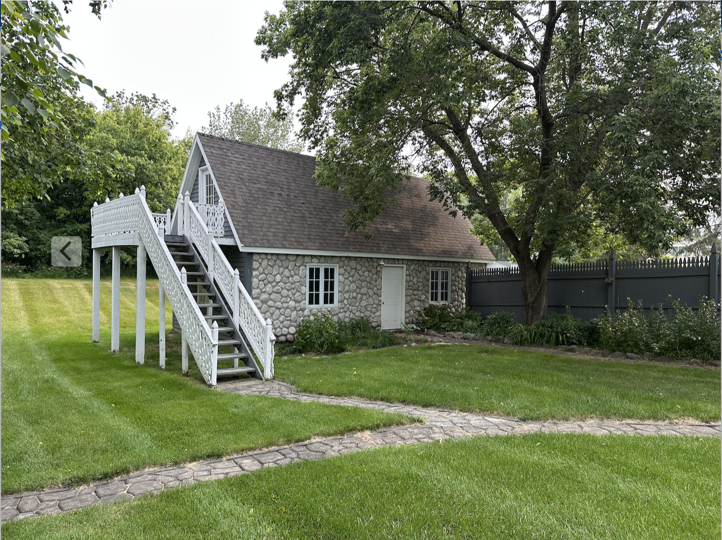 1990 single family home for sale at 701 3rd Avenue NE in Roseau, MN — 3 bed, 3 bath (photo 9 of 23)