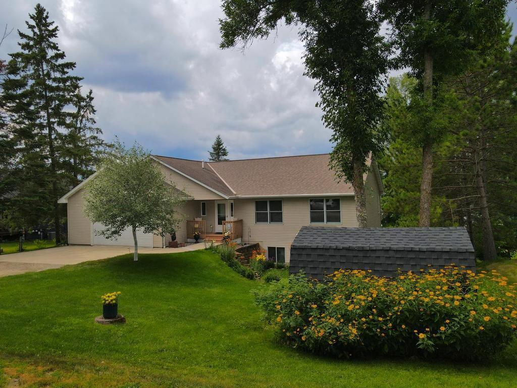 2001 single family home for sale at 67151 348th Place in Hill City, MN — 5 bed, 3 bath (photo 3 of 49)
