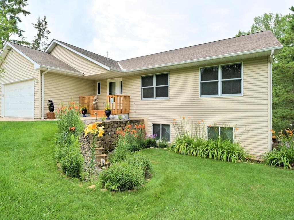 2001 single family home for sale at 67151 348th Place in Hill City, MN — 5 bed, 3 bath (photo 4 of 49)