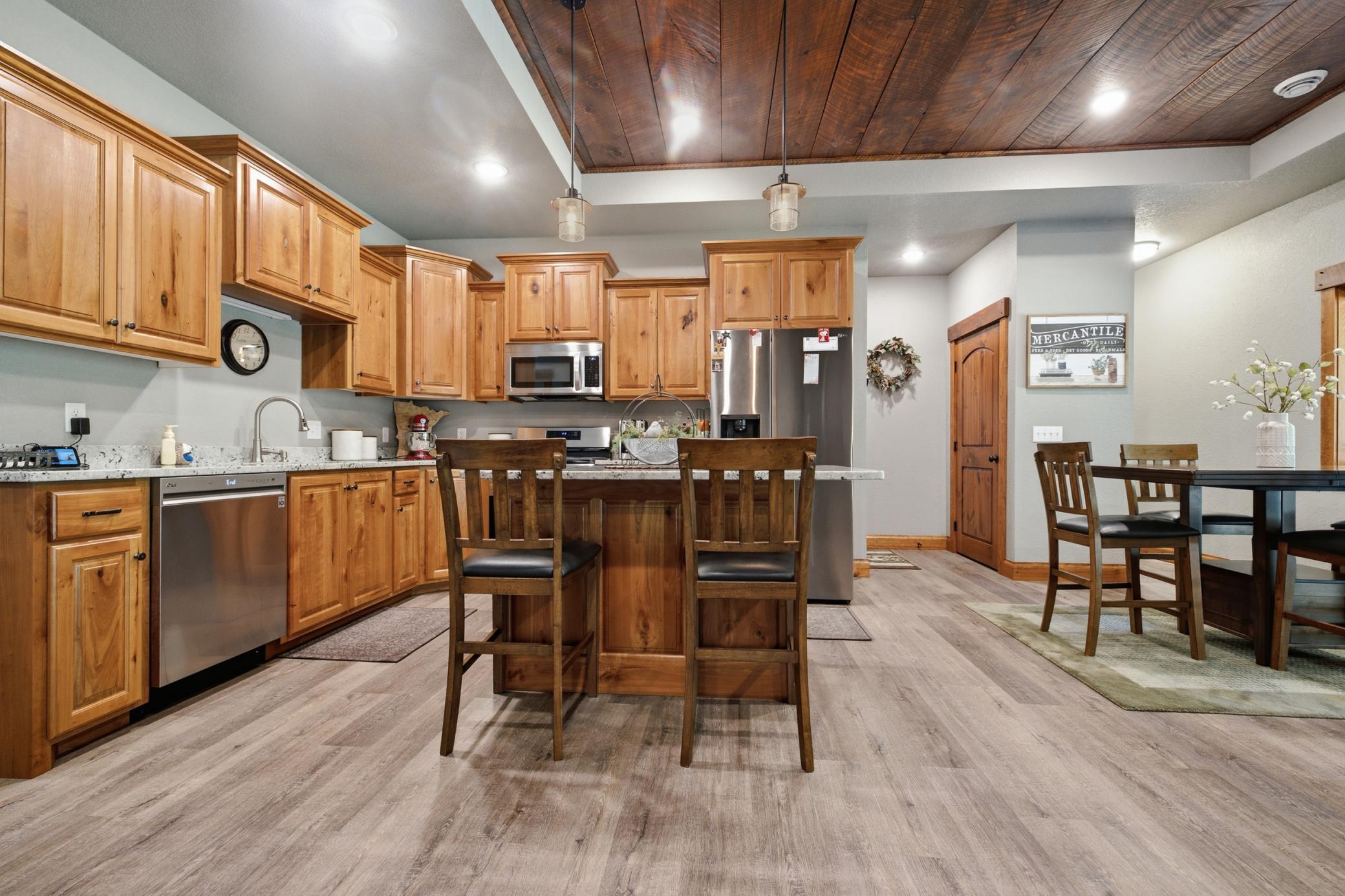 8356 Flower Trail, Breezy Point MN 56472 - Photo 7 of 37